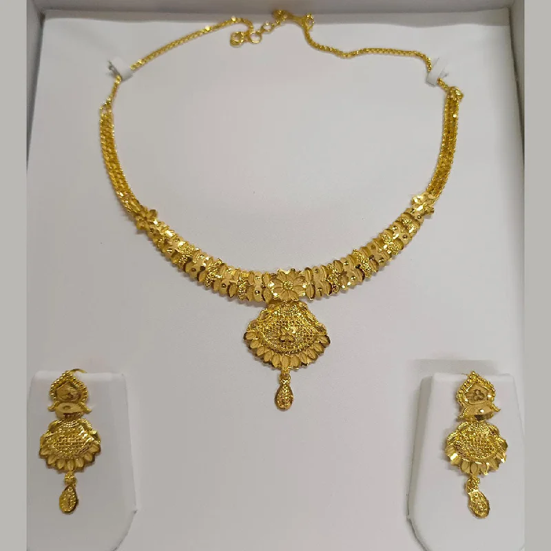 Pari Art Jewellery Forming Necklace Set