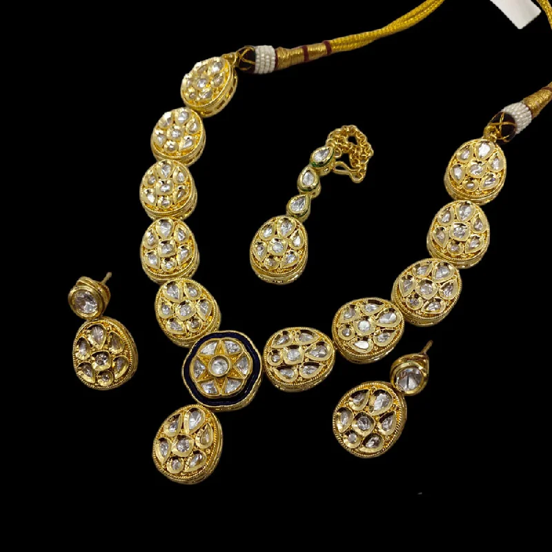 Lucentarts Jewellery Gold Plated Kundan Necklace Set