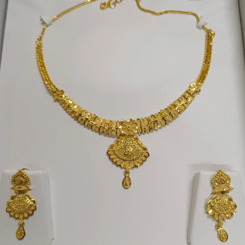 Pari Art Jewellery Forming Necklace Set