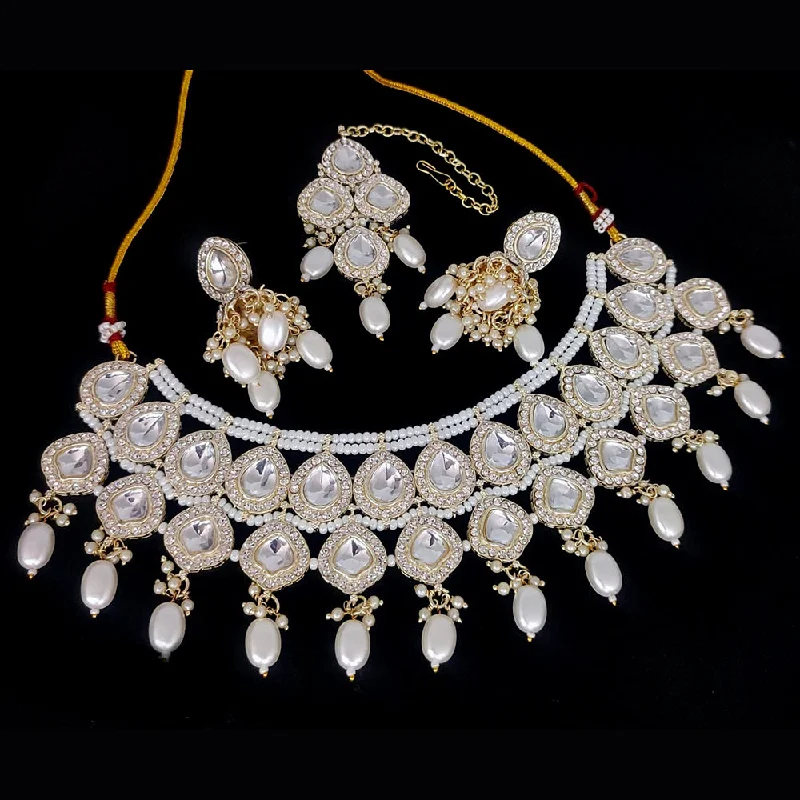 Lucentarts Jewellery Gold Plated Kundan And Beads Necklace Set