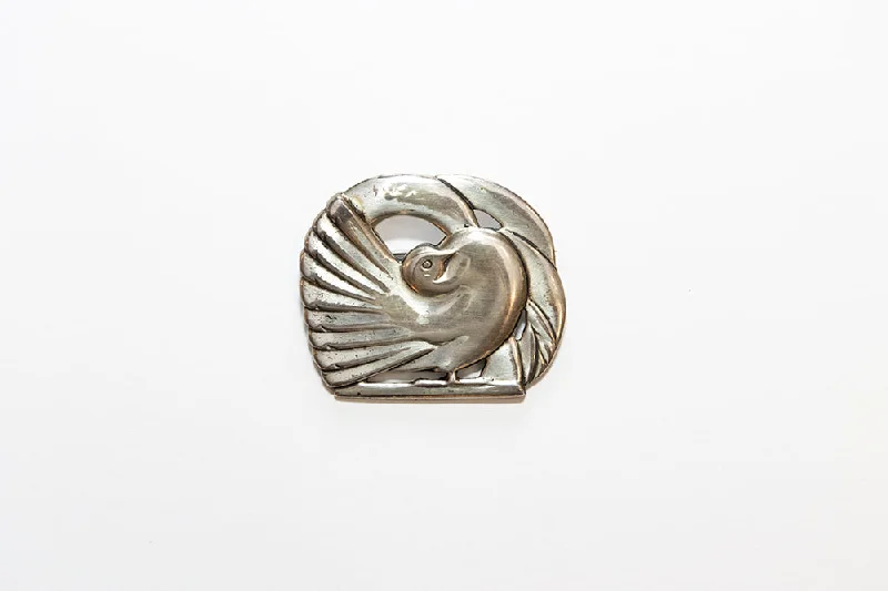 McCLELLAND BARCLAY Sterling Silver Repoussé Art Deco Dove Brooch, no back